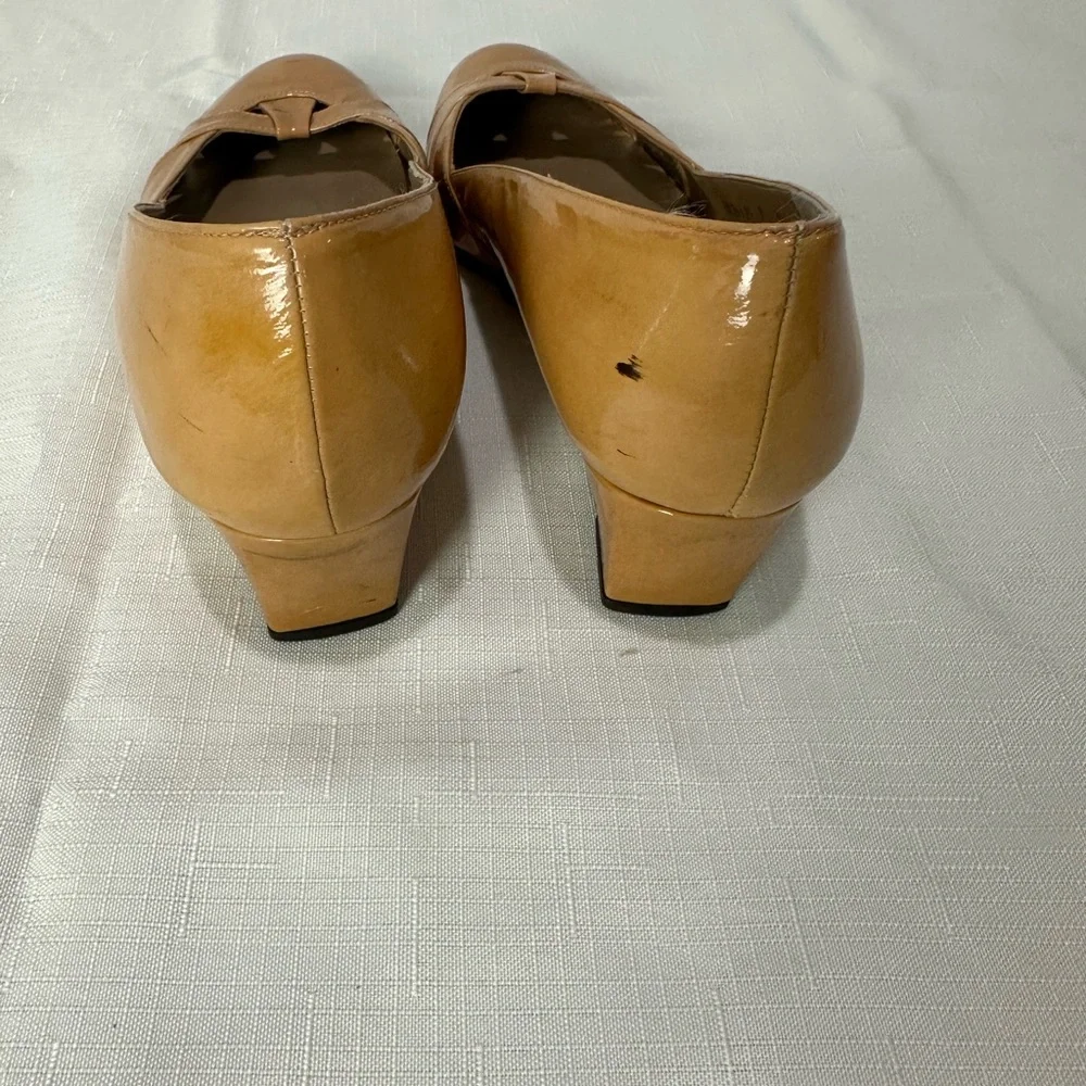 Stuart Weitzman stuart weitzman
